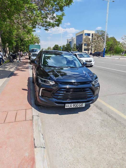 Tracker 2/2023 Premier Egadan!