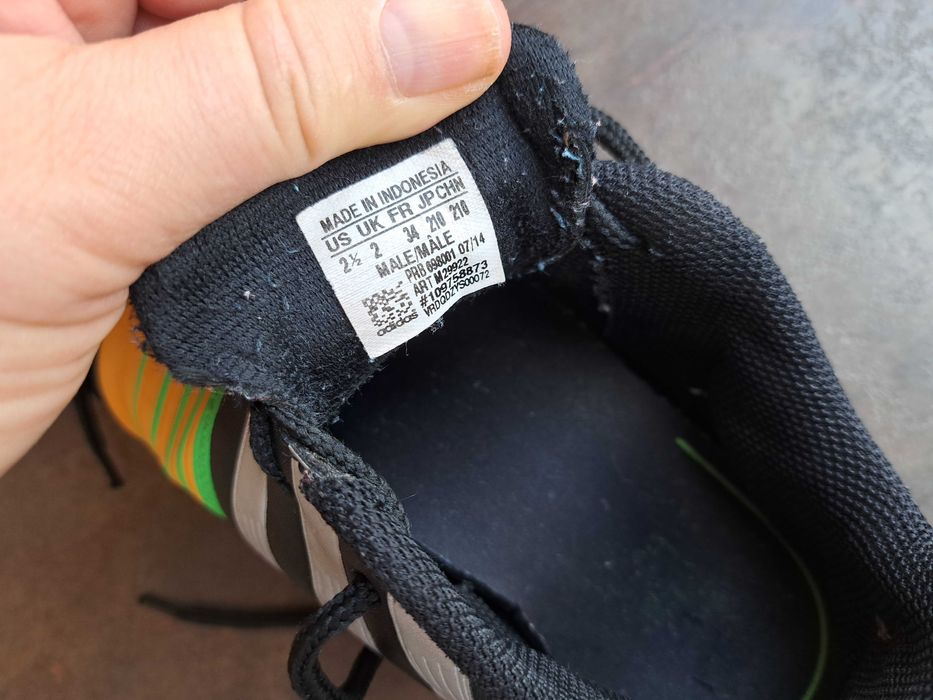 детски маратонкиAdidas кецове,футболни обувки,адидас,номер 34 за момче