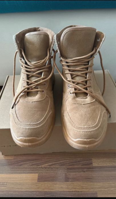 Ghete Ombre barbati, masura 43, stare f buna,cu mic defect din fabrica