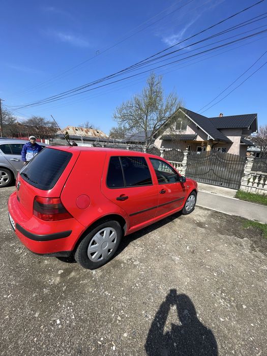 VOLKSWAGEN Golf 2000 — imagine 4