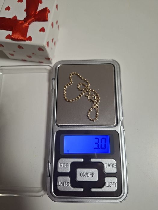 Bratara aur 18 k