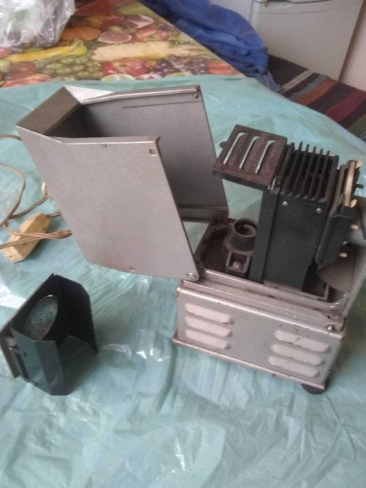 Прожекционен апарат Свет