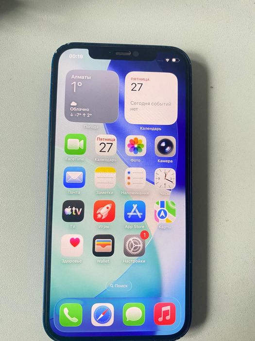 Продам айфон 12 128гб