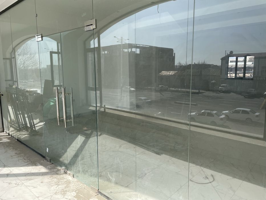 Продам магазин Шайхотохур р-н 107кв вдоль дороги