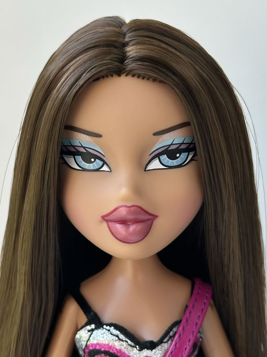 Bratz Nevra Братц Невра