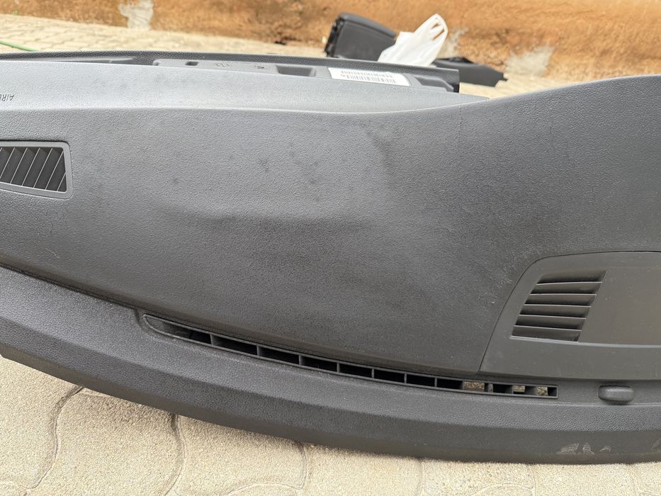 Продавам табло с навигация BMW E90/91