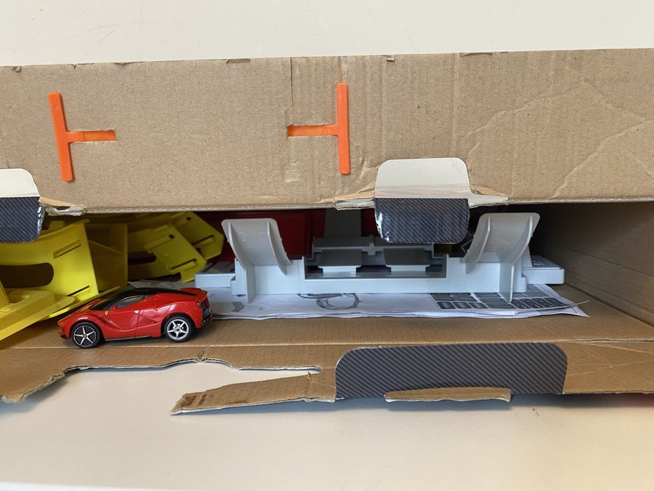 Писта 'Ferrari Race & Play Go Gears Burago'