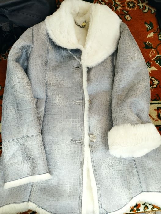 Продам новую дублёнку