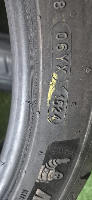 Anvelope 2x245 40 18 Michelin dot 22 mm4