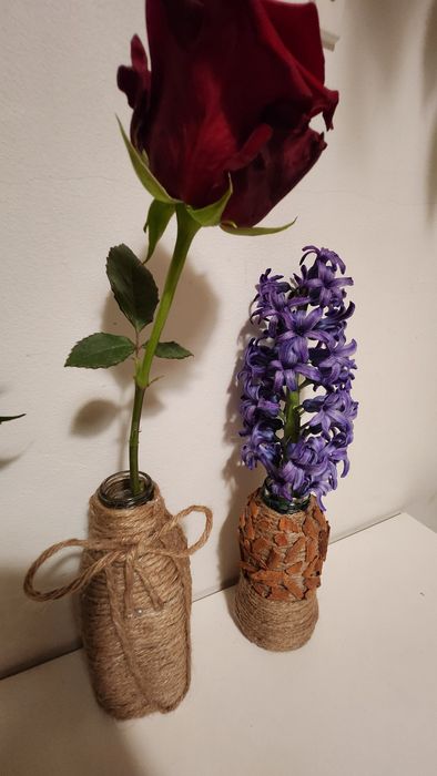 Vaze, cosulete hand made, din materiale reciclate