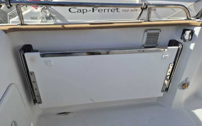 JEANNEAU merry fisher 690 marlin