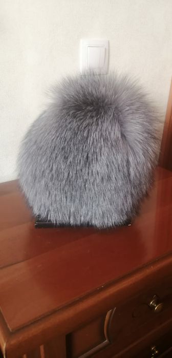Продаю. Шапку Чернобурку.