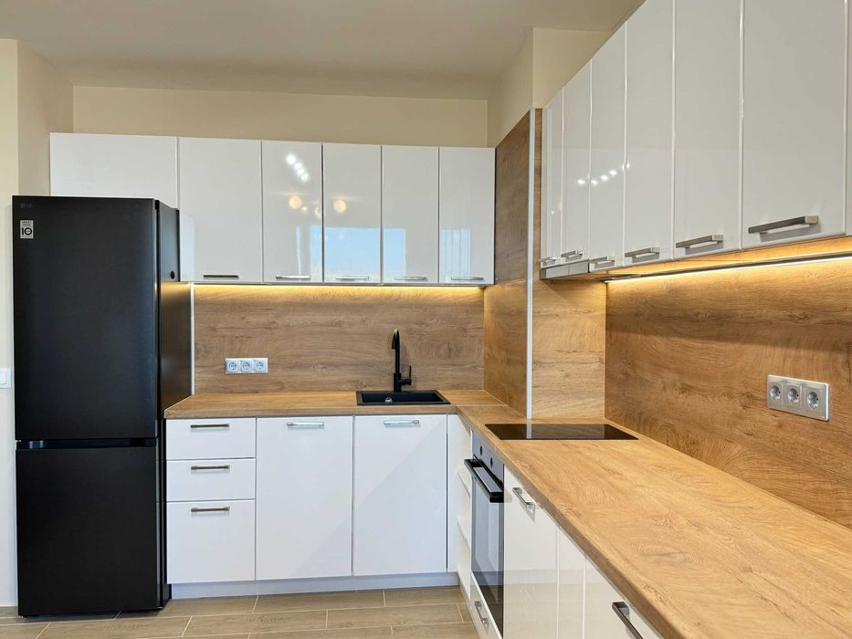 Дава се под наем Двустаен апартамент в София, Лозенец - 66 кв.м за 800 € - Снимка #13