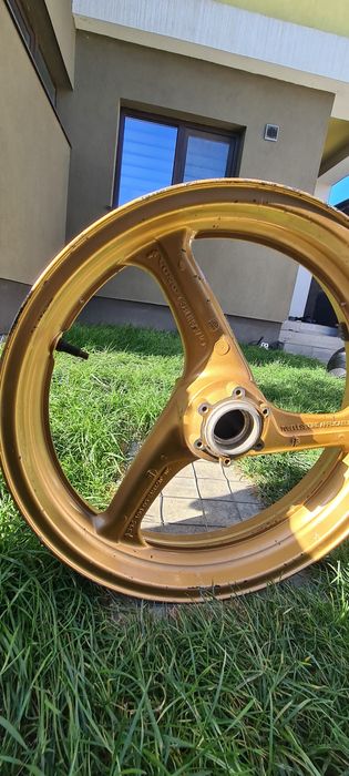 Roata janta față  Honda CBR 1100xx dreapta