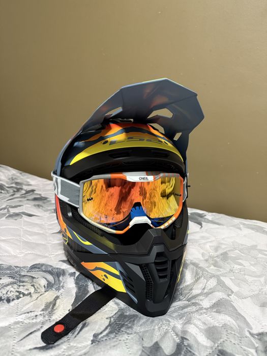 Кросова каска Enduro LS2 с очила O’Neal