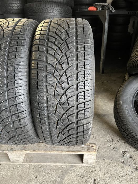 2 anvelope de iarna 265/50/19 dunlop 7.8mm!