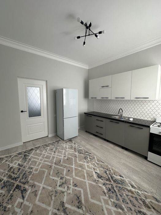 Большой Дом с времянкой