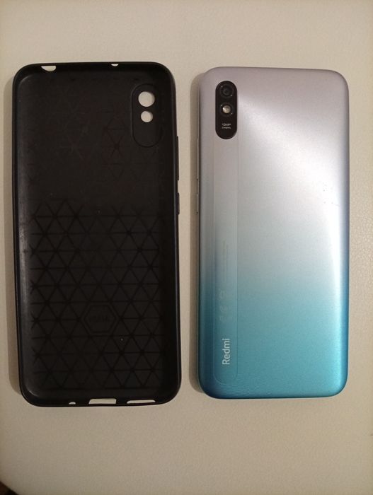 Продам телефон редми