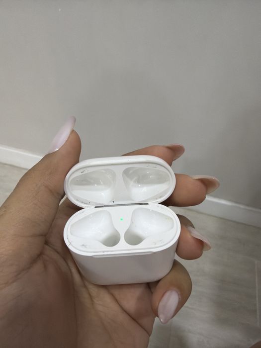 Кейс от Airpods 2 ОРИГИНАЛ