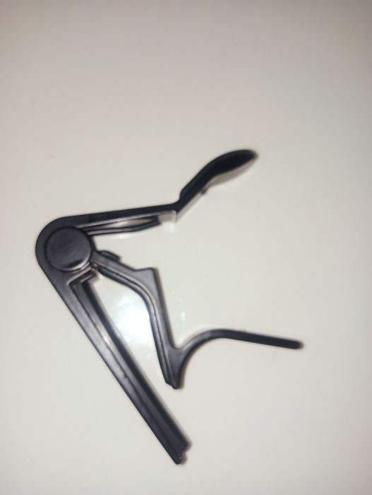 Гитара акустическая