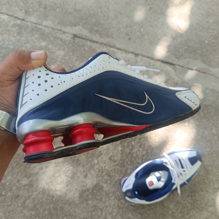 Обувки Nike Shox R4