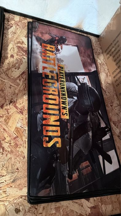 Коврики для мышки новые много