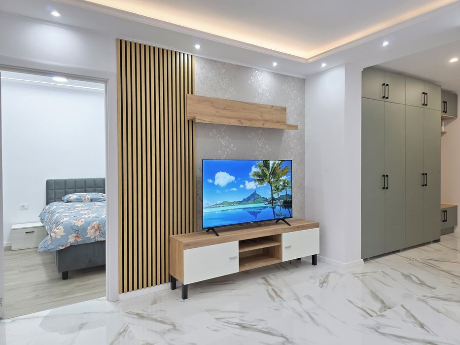 Inchiriez apartament nou in regim hotelier sau termen lung, finisaje premium, zona centrala