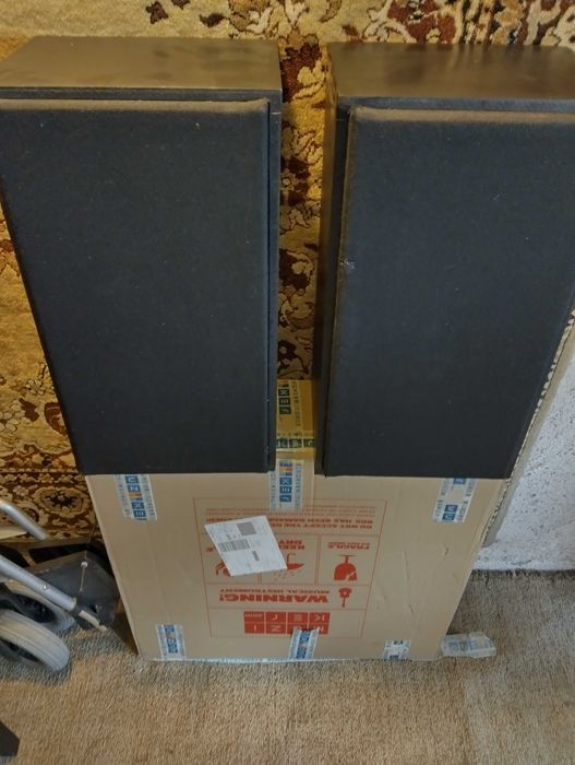 4 бр. трилентови тонколони с български говорители