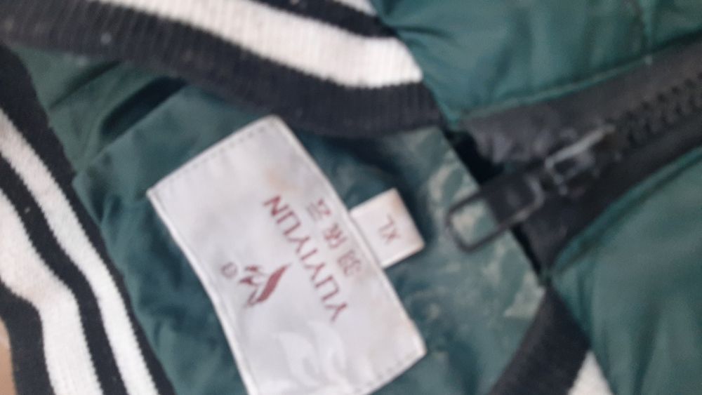 Продам куртки женские