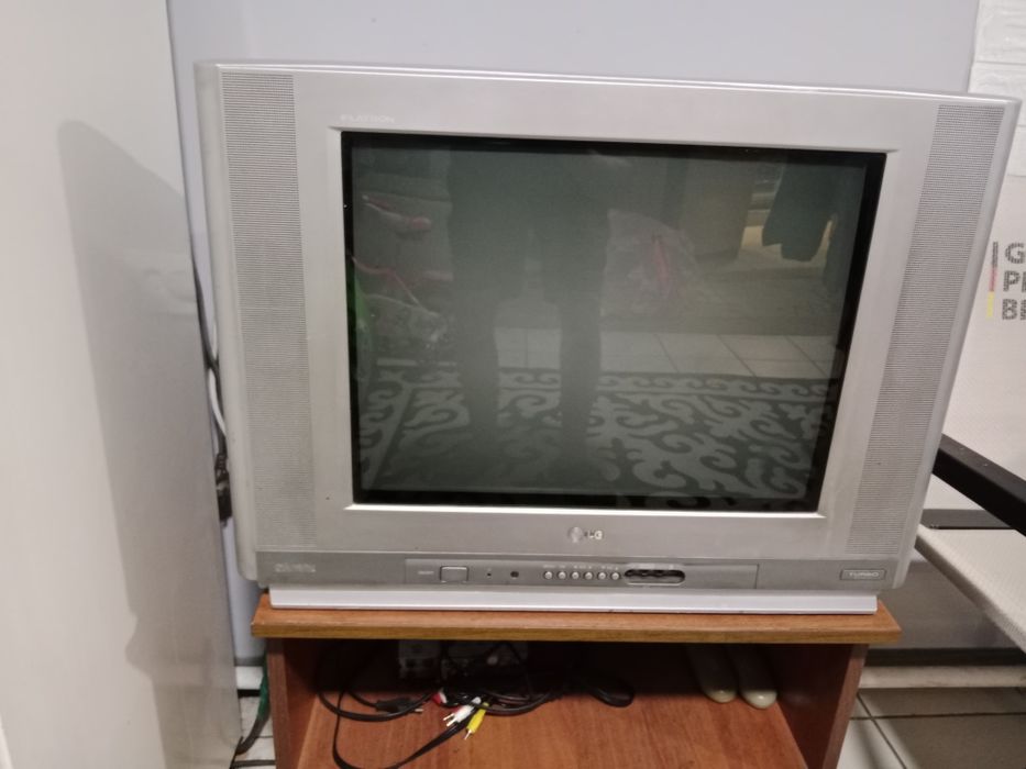 Продам за 2000тг