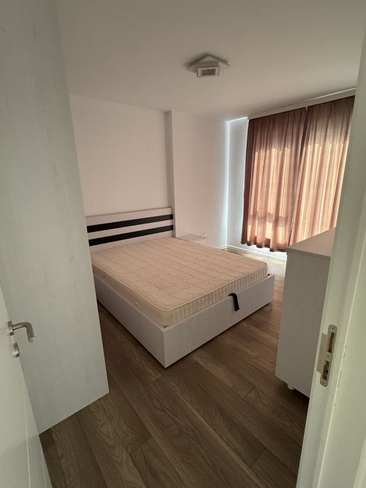 Inchirez apartament cu 2 camere