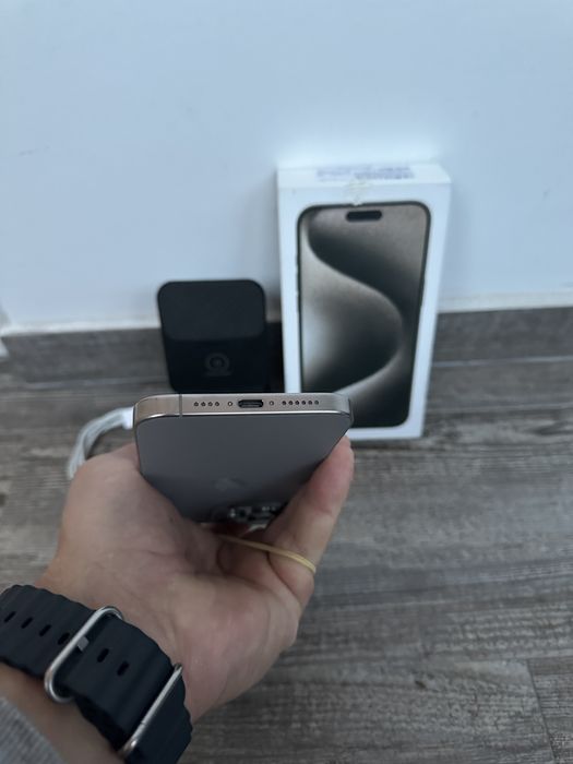 iPhone 15 pro max 256GB