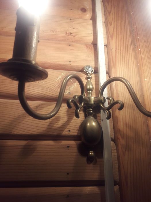 Канделябр, светильник.