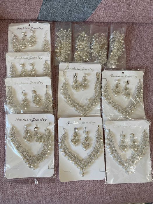 Set colier si cercei cu perle argintiu elegant ocazie sau mireasa NOU