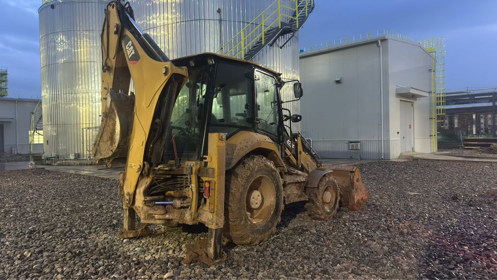 Сдается в аренду Экскаватор Погрузчик 3/1 Cat!