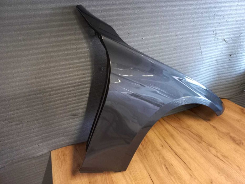 Aripa Fata Dreapta BMW F30/F31 An 2010-2018 (A17 (Maro))