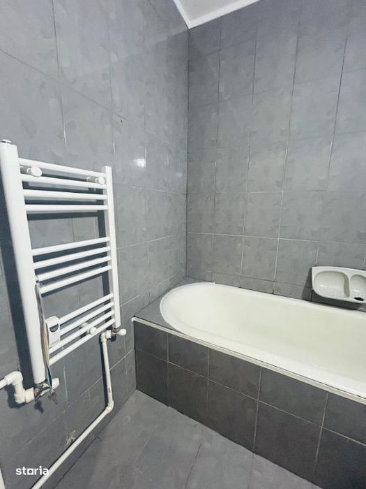 Apartament 3 camere de inchiriat – Zona Spital – Termen lung