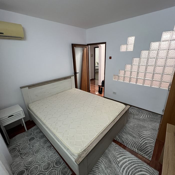 Inchiriez ap.3 camere decomandat Parcul Voievozilor