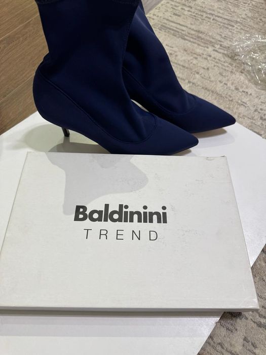 Демисезонные полусапожки