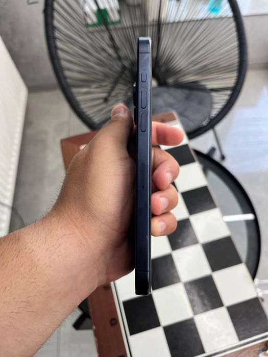 Vand sau schimb iphone 15 pro max