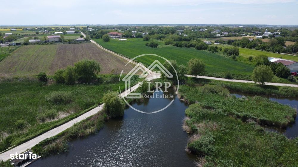 Oportunitate Investitie:10.400mp pe Malul Lacului Creata(posibilitate