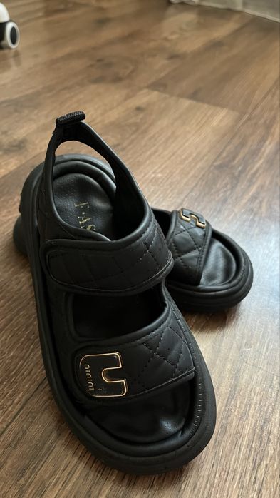 Сандали на девочку 33 размер