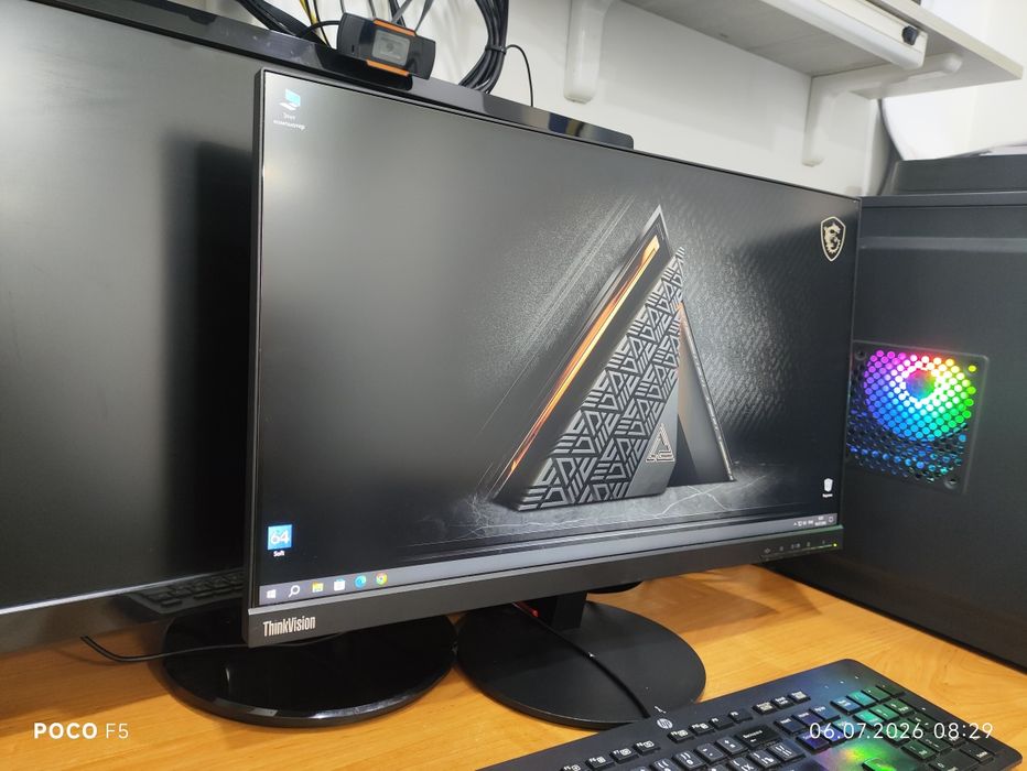 Монитор 24" Lenovo ThinkVision