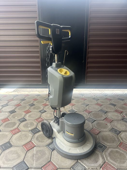 Роторная машина Karcher BDS 43/150