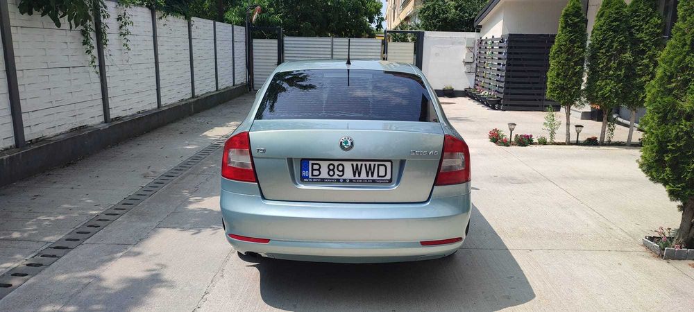 SKODA Octavia 2011 — imagine 4