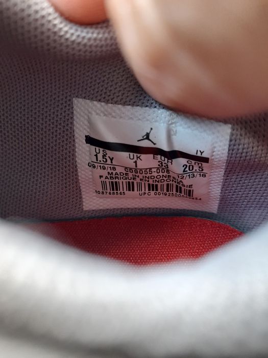 Jordan  кецове 33 номер.