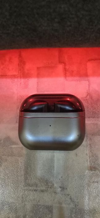 Продам/обмен, Galaxy Buds3 Pro
Серебро