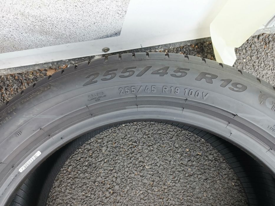 255.45.19 Pirelli Vara Second-hand