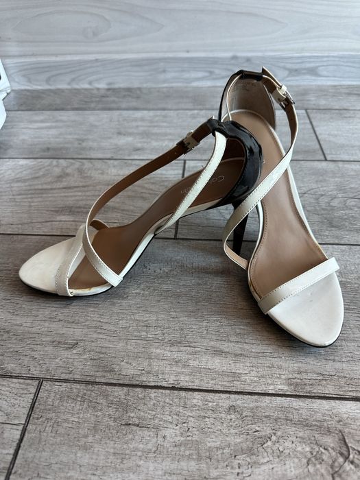 Calvin Klein оригинални страхотни обувки/сандали