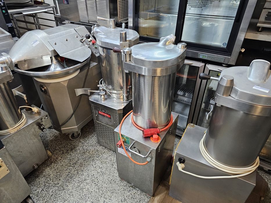 Вакум пълначки 10броя различни литри 3500лв